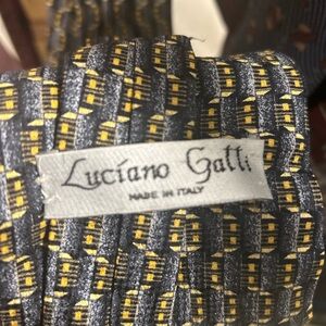 Gray and Yellow Men's Tie